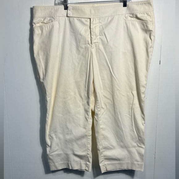 Chaps Women’s Cream Color Capris V13* 42825 - Picture 1 of 4